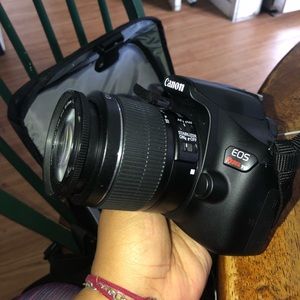 Canon t6 with 18-55mm and 75-300mm lens and a bag